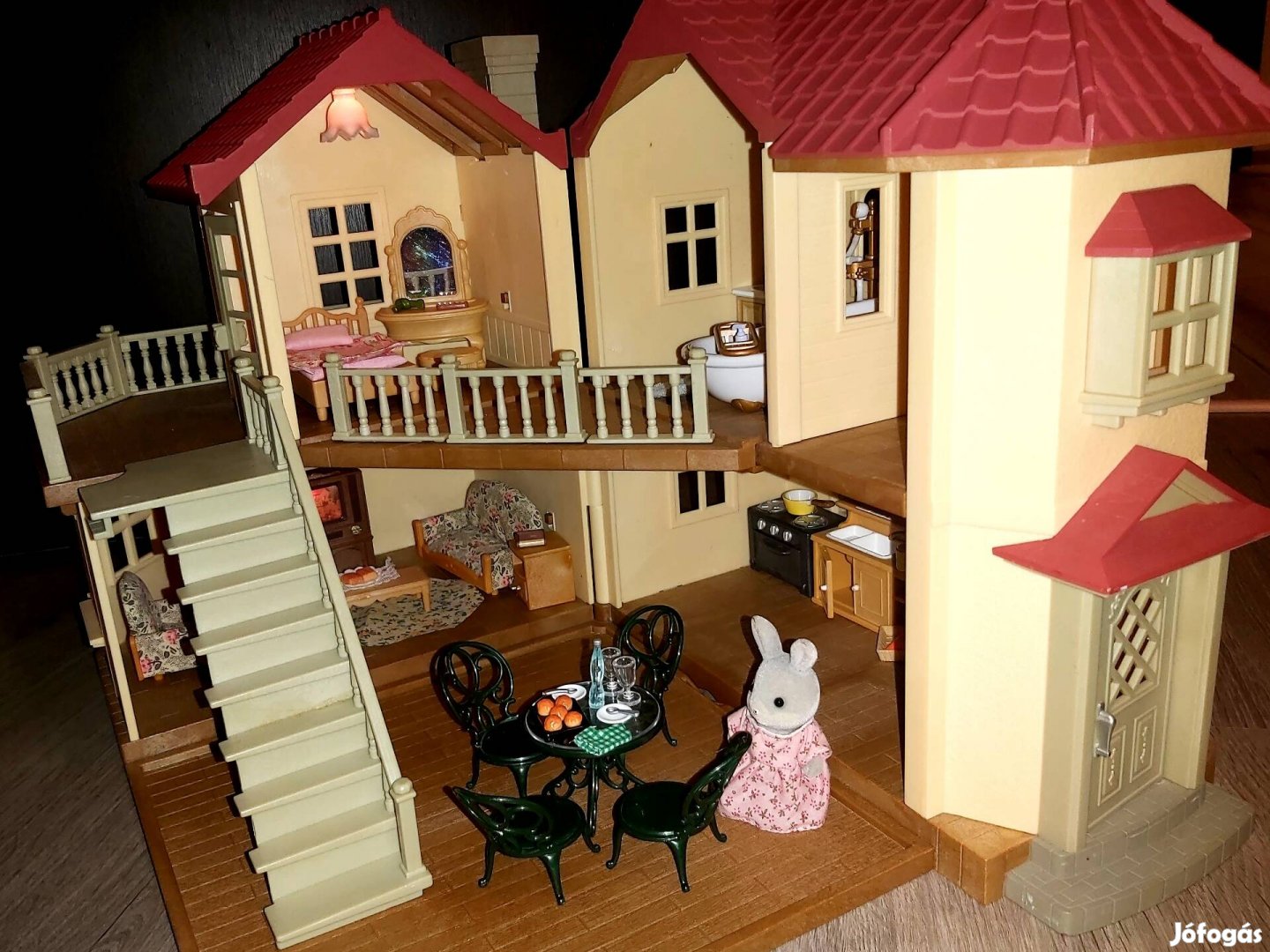 Sylvanian Families babaház bútorokkal