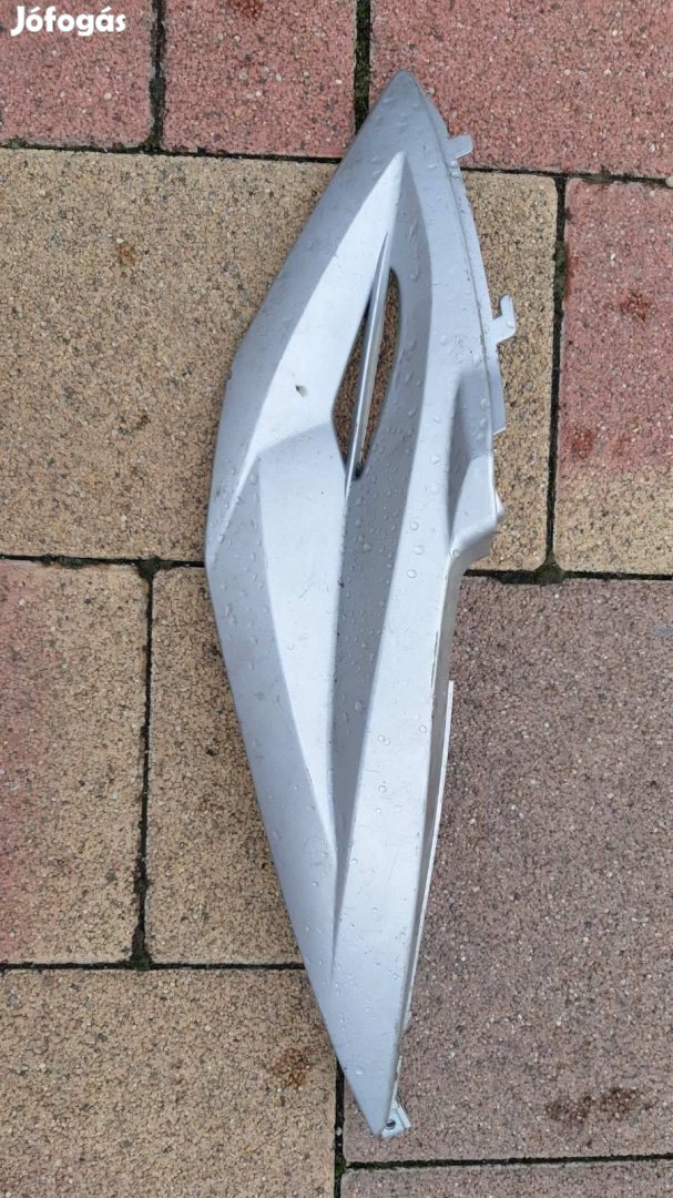Sym Jet SP jobb láb melletti idom