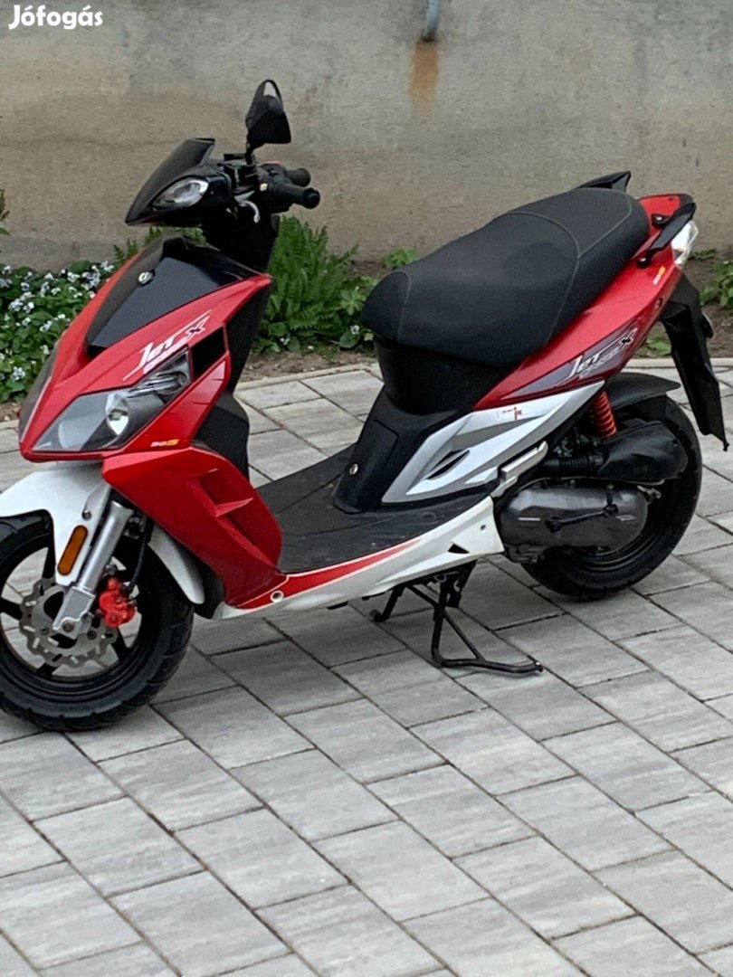Sym Jetx sport 50 robogó keresi új gazdáját!