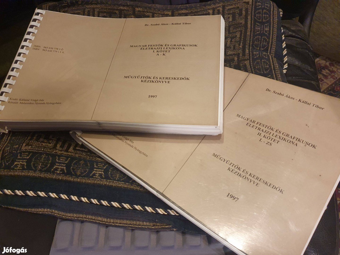Szabó - Kállai: Magyar festők és grafikusok életrajzi lexikona I-II