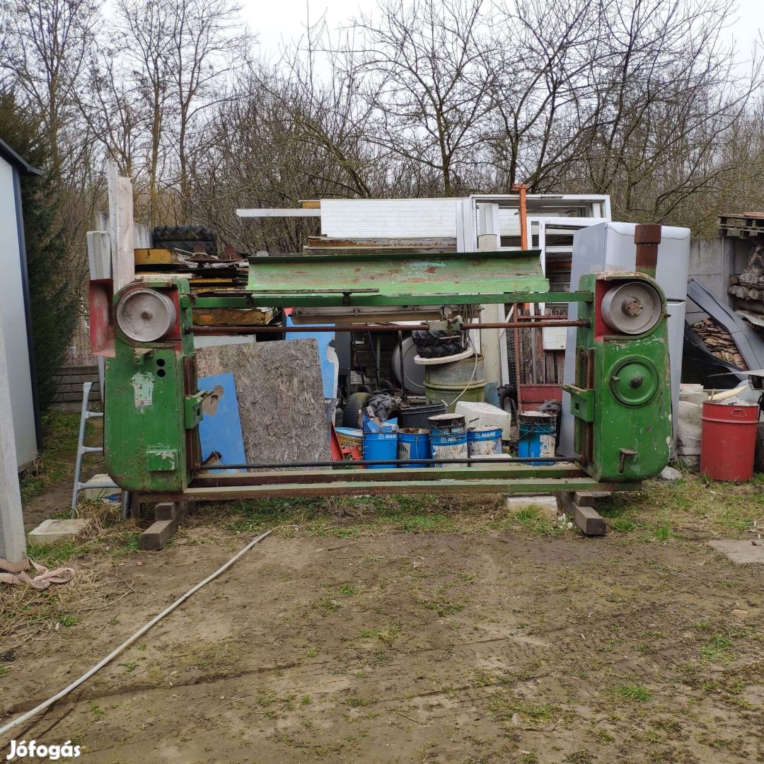 Szalagcsiszoló famegmunkáláshoz