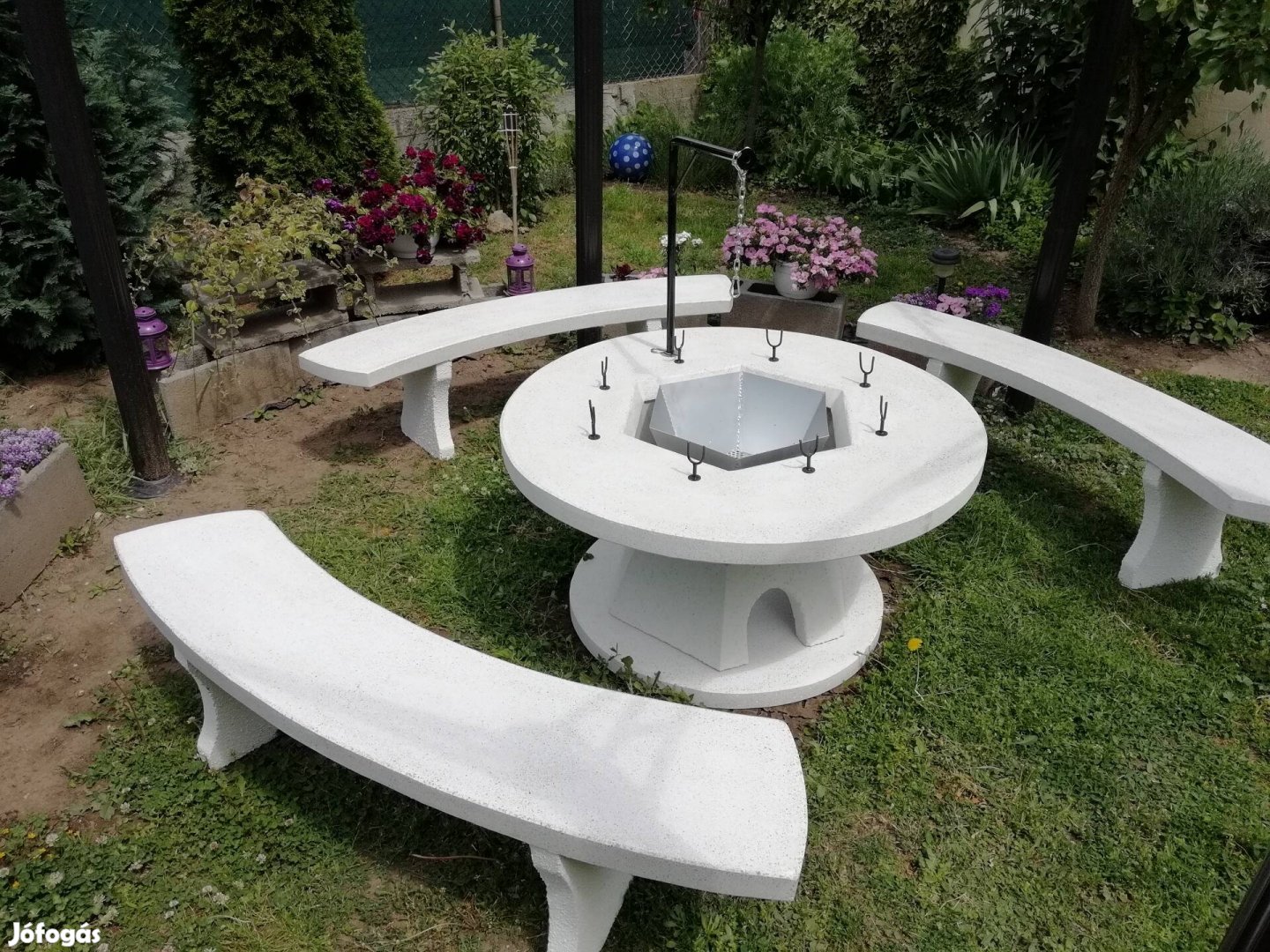 Szalonnasütő Bográcsozó műkő