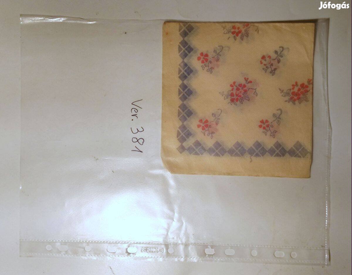 Szalvéta Ver.381 papír retró