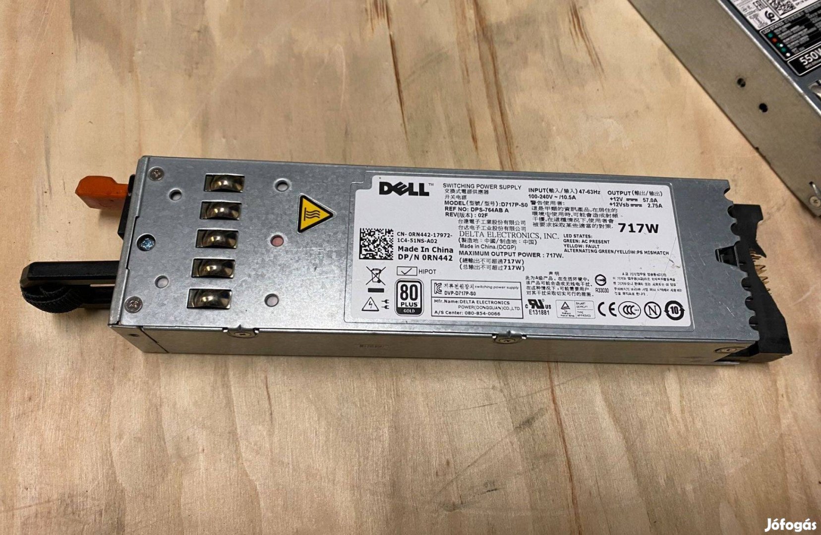 Számítógép tápegységek különbözöek több darab