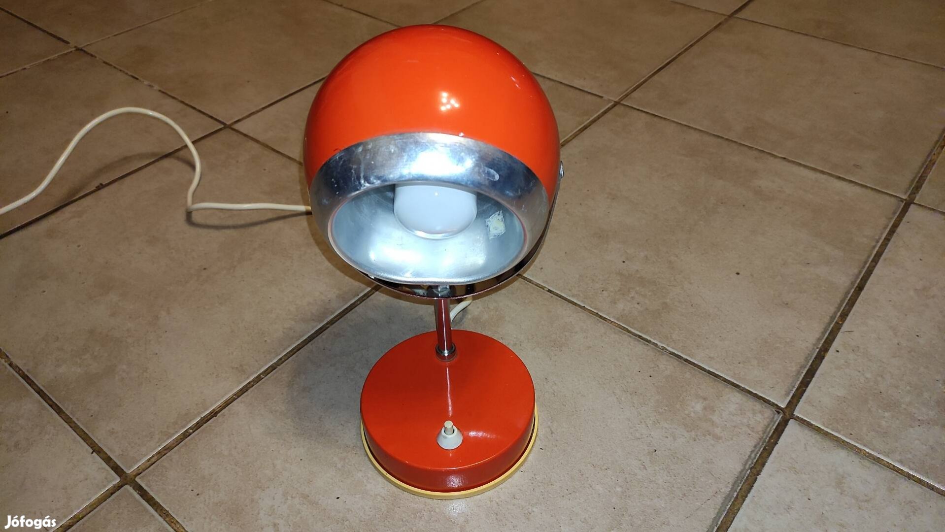 Szarvasi Space Age asztali lámpa eladó