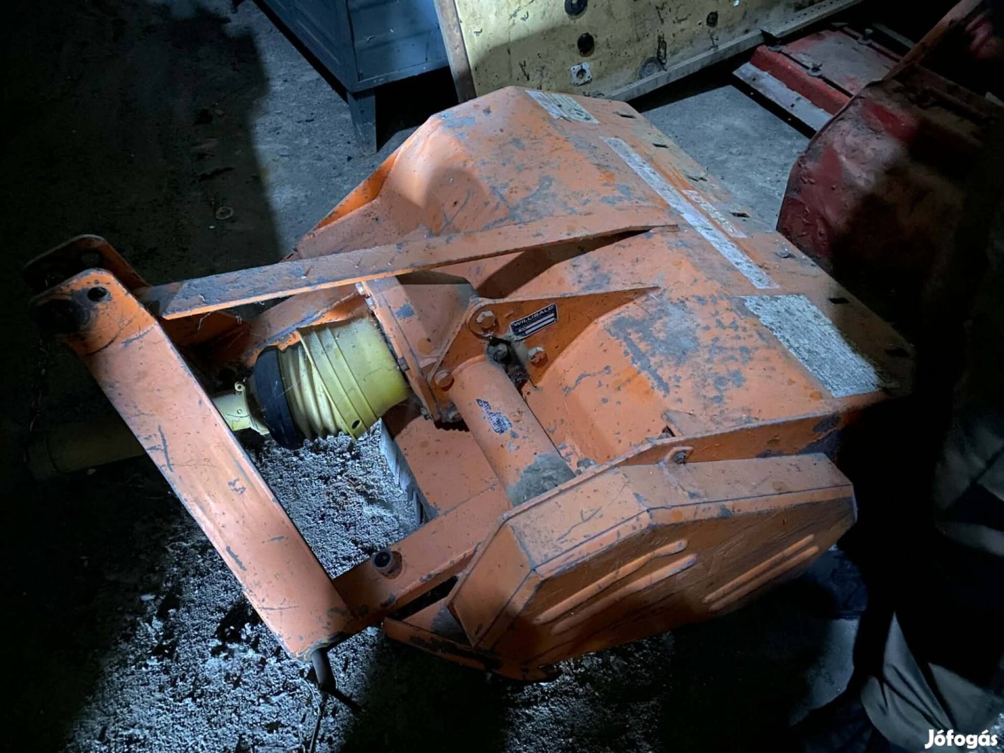Szárzúzó 90cm kitűnő állapotban eladó!