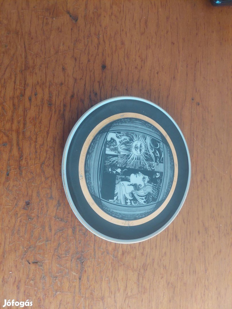 Szász Endre Napfény fali hollóházi porcelán tányér