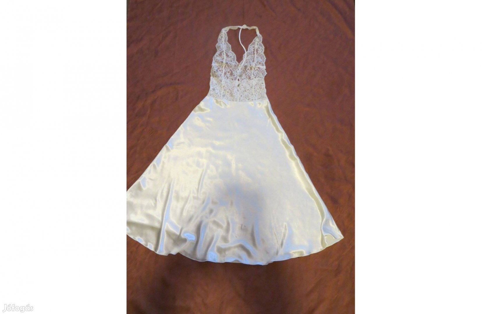 Szatént csipkés nyakpántos hálóing nászhálóing S-s Pierre