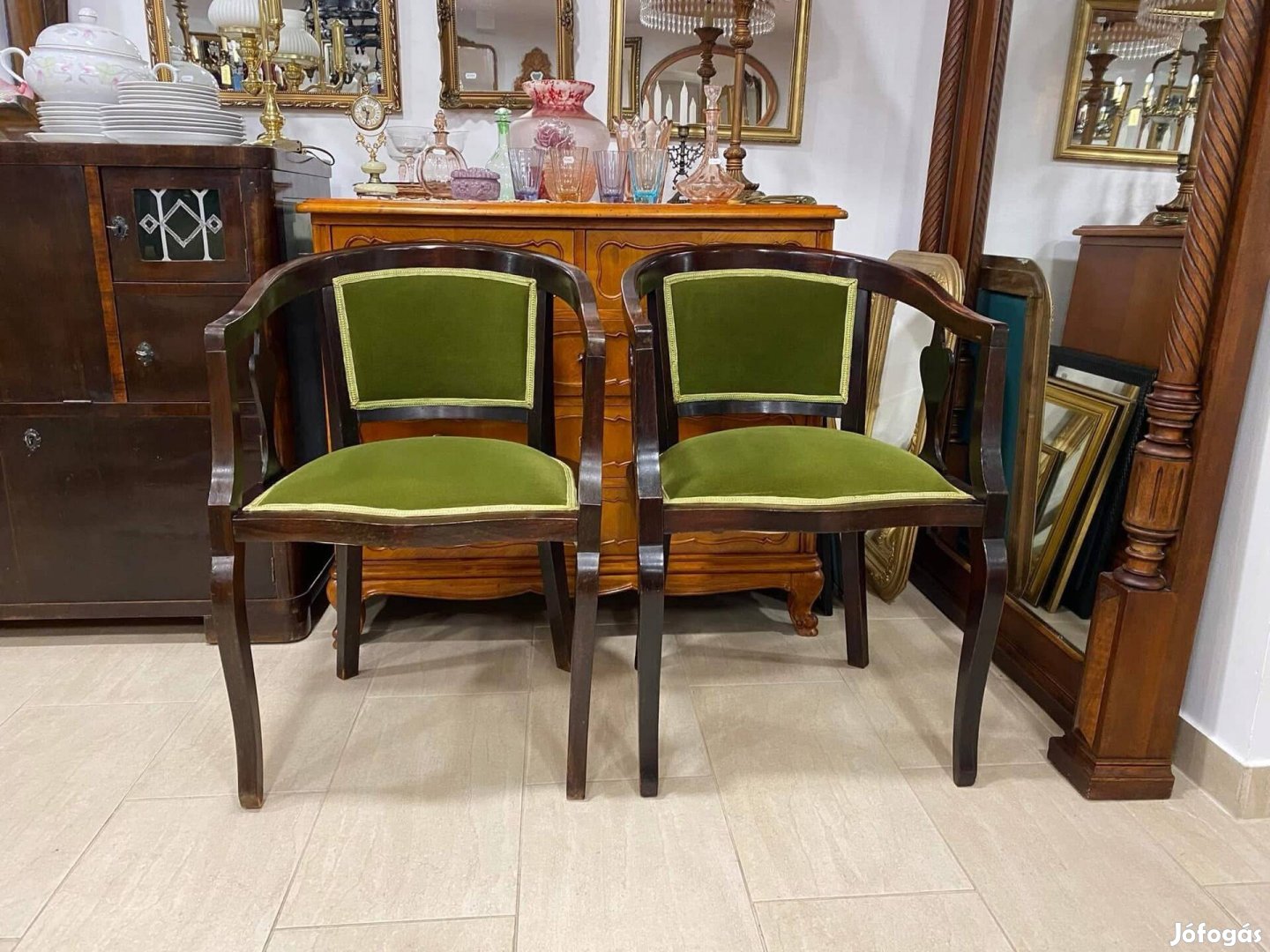 Szecessziós karfás szék 2 db