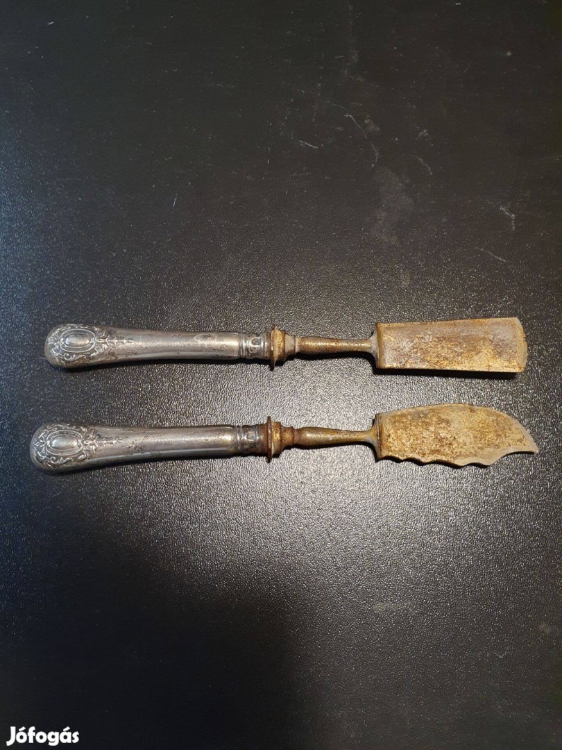 Szecessziós sajt és halkés ezüst nyéllel felső része