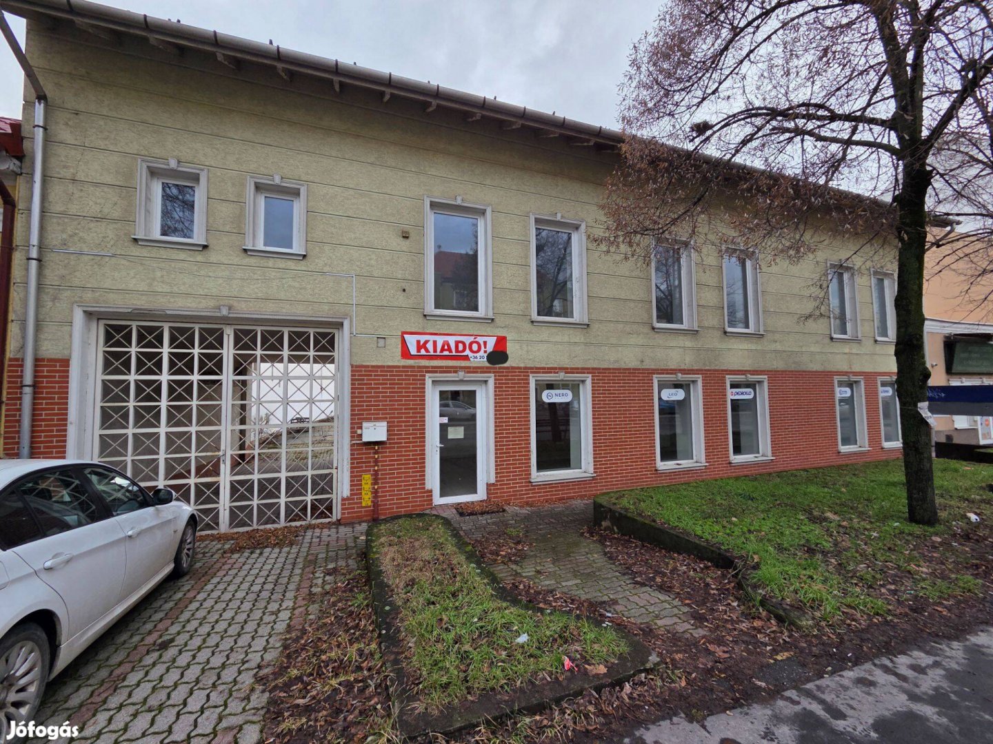 Szeged Kálvária sgt 48, üzlet, irodákkal, raktárakkal,