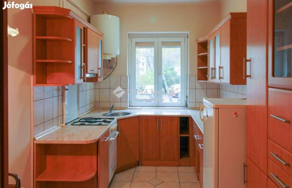Szegedi 89 nm-es lakás eladó #4616666