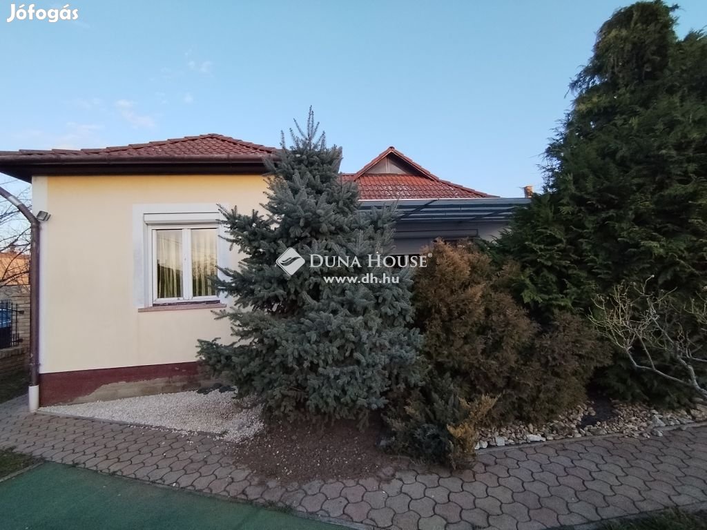 Szegedi eladó 128 nm-es ház