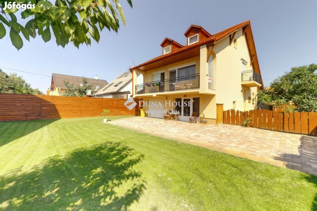 Szegedi eladó 166 nm-es ház
