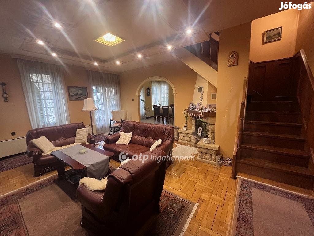 Szegedi eladó 177 nm-es ház