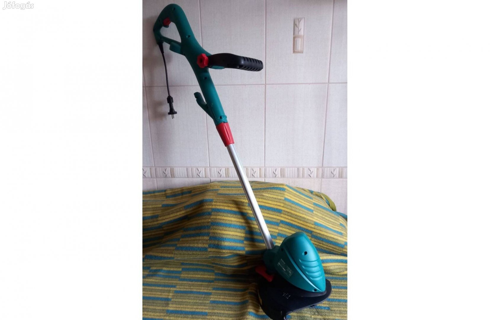 Szegélyvágó Bosch ART 26 Combitrim 450W