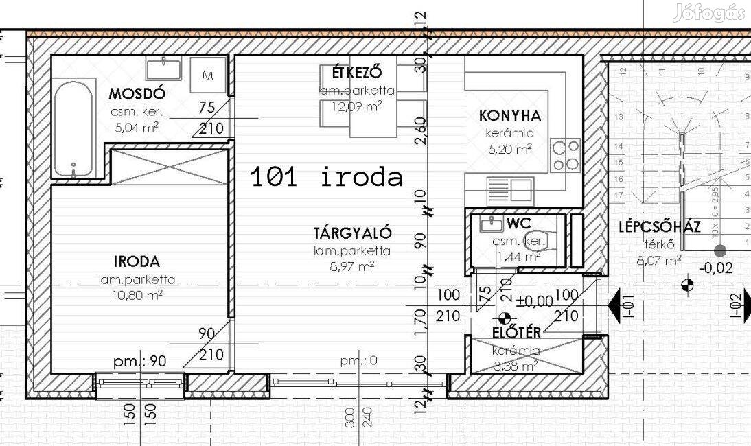 Székesfehérvár frekventált részén új építésű iroda eladó