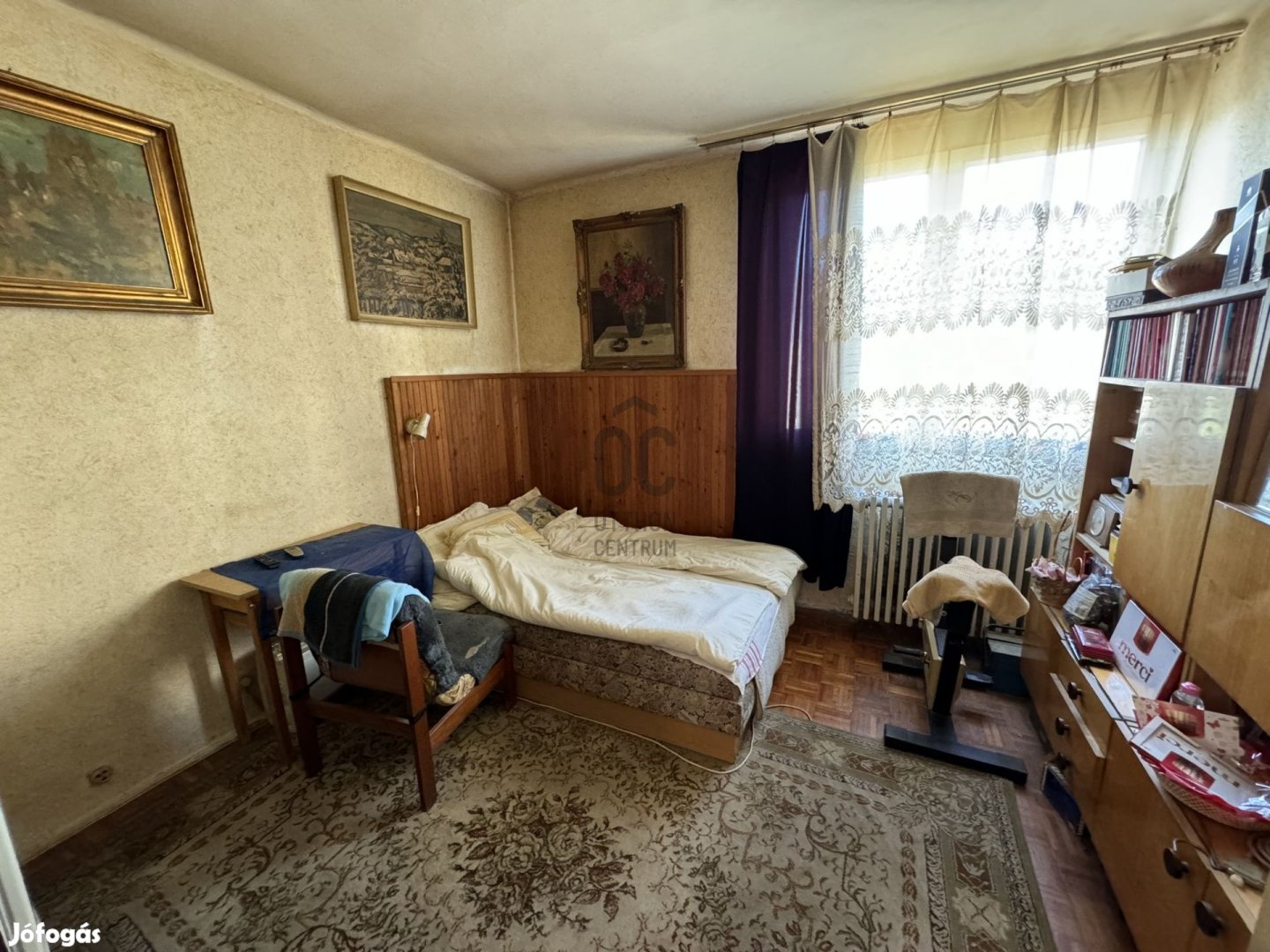 Székesfehérvári eladó csúsztatott zsalus társasházi lakás