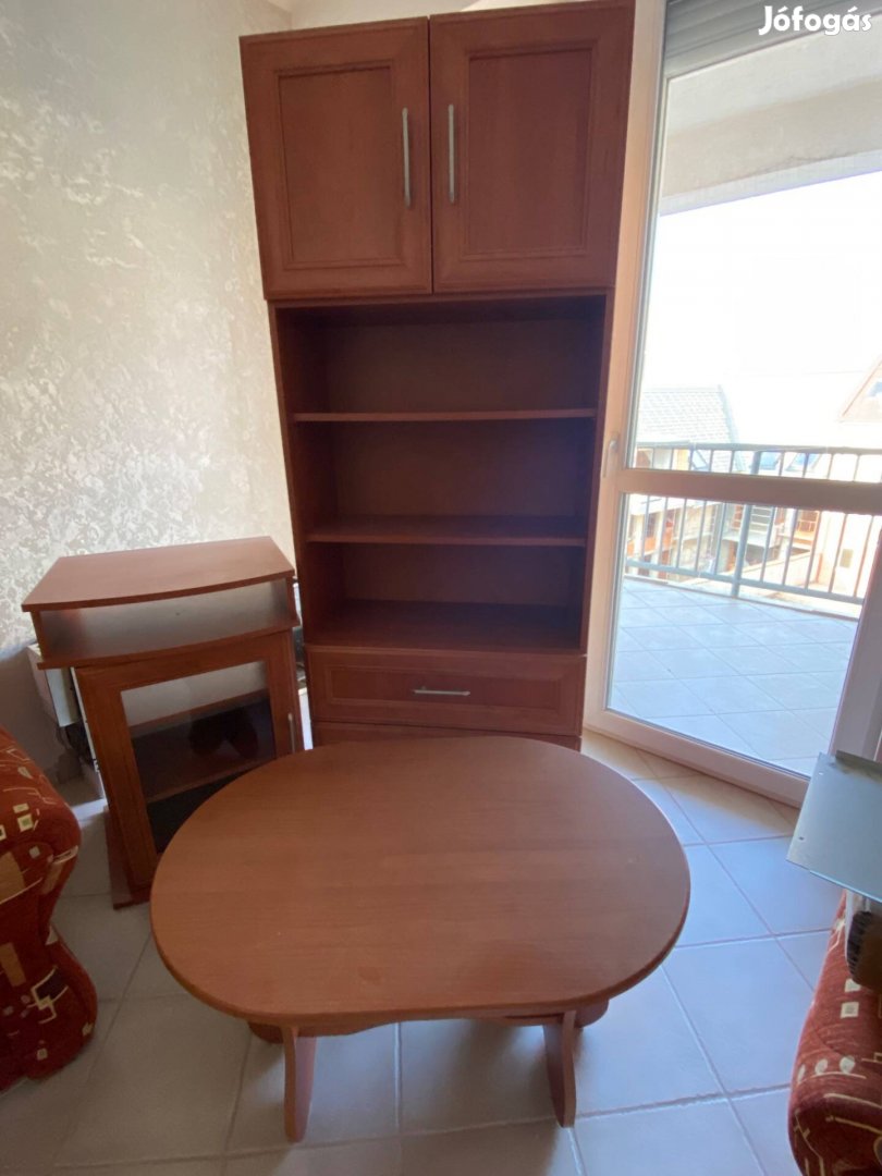 SzekrényTV állványdohányzó asztal eladó!