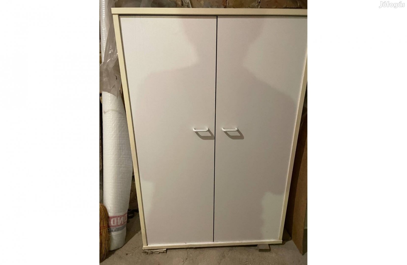 Szekrény, iratszekrény