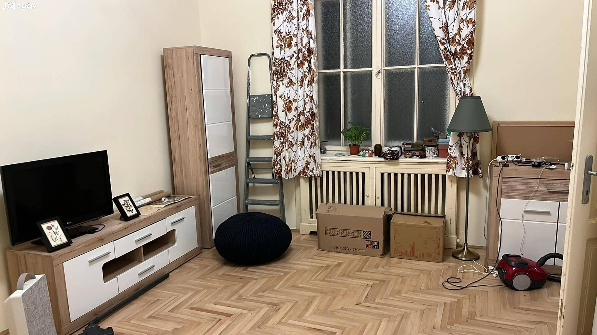Szekrény, komód, TV állvány