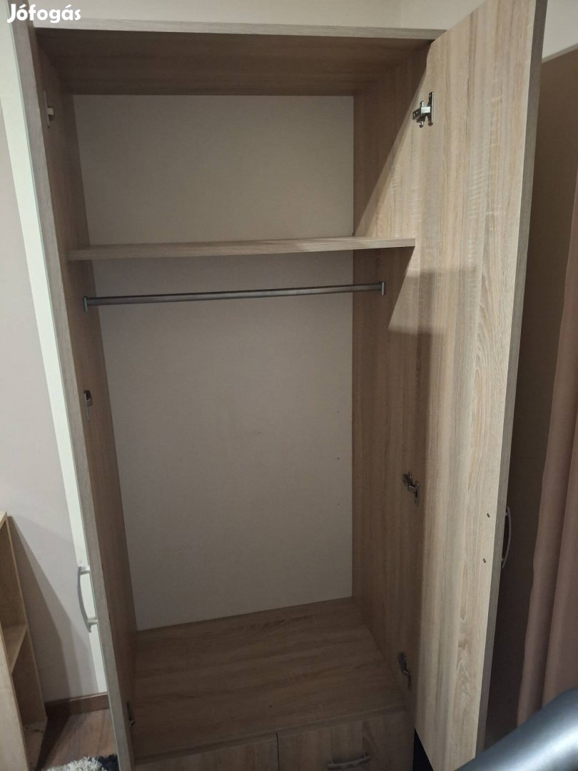 Szekrények eladó