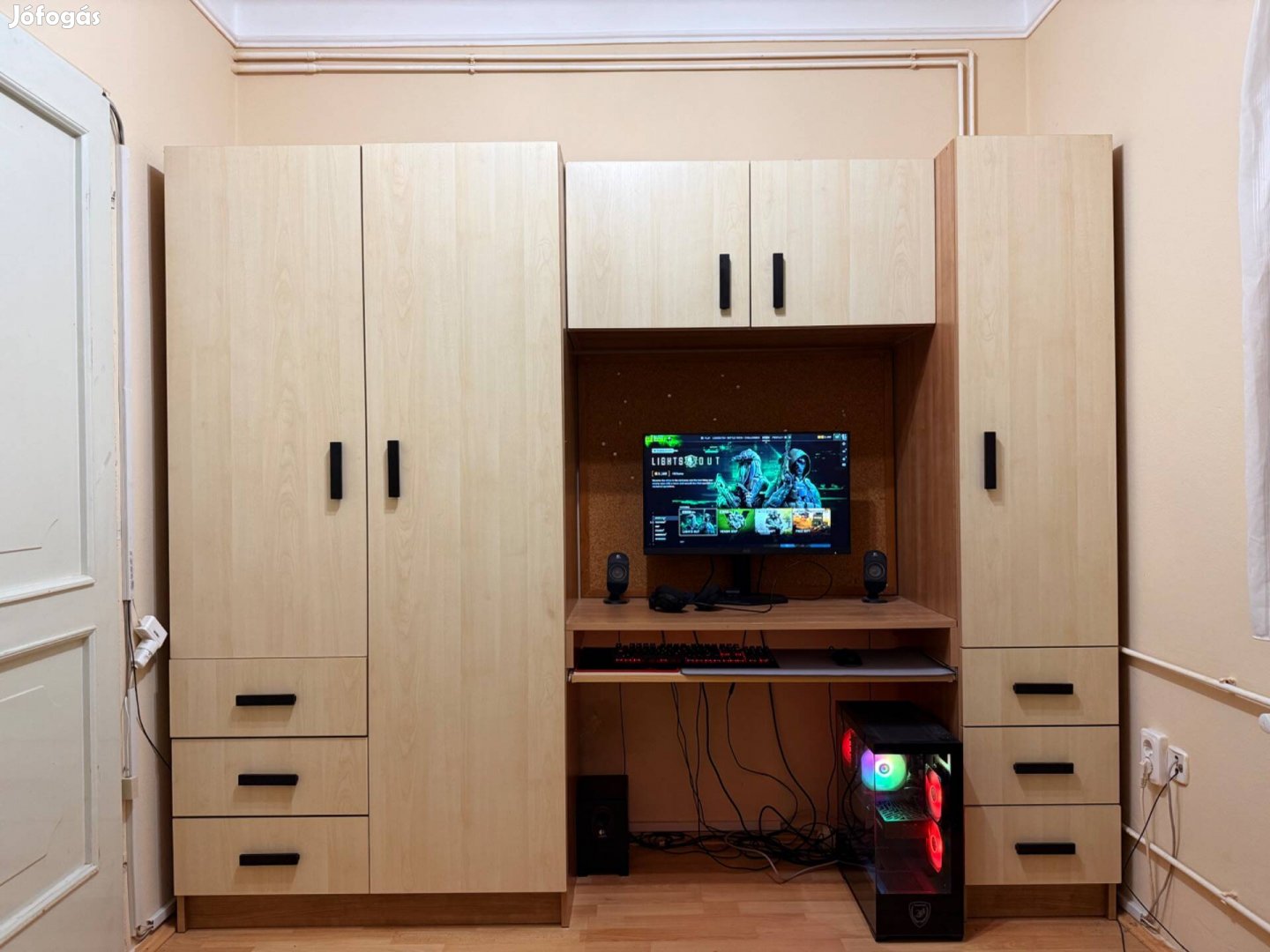 Szekrénysor hálószobába