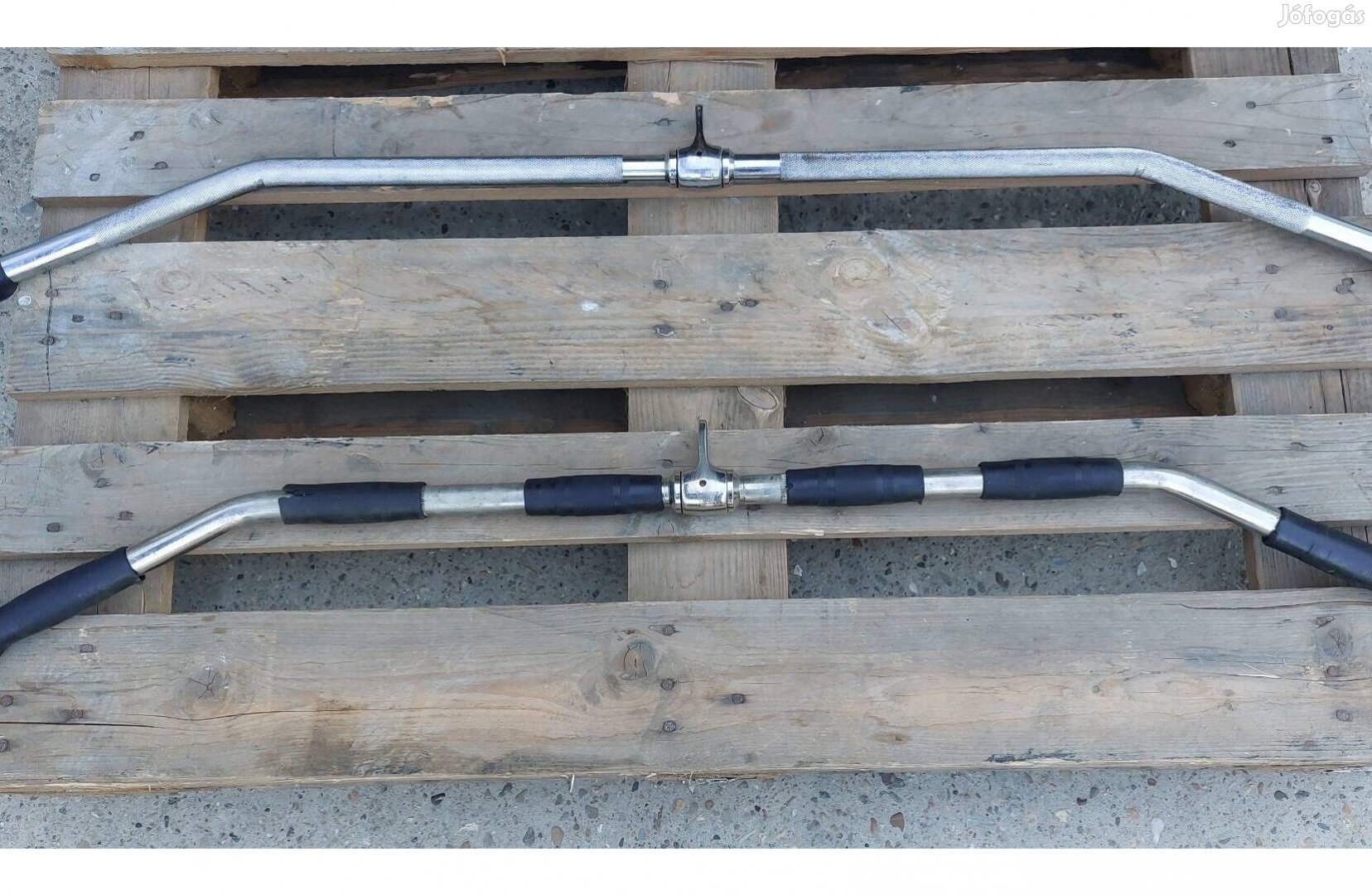 Széles hátlehúzó fogantyú