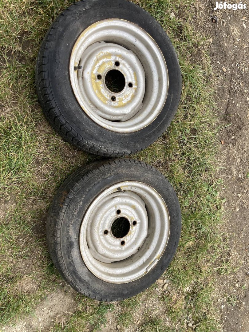 Szélesített felni acélfelni skoda 120 barkas vw bogár 4x130