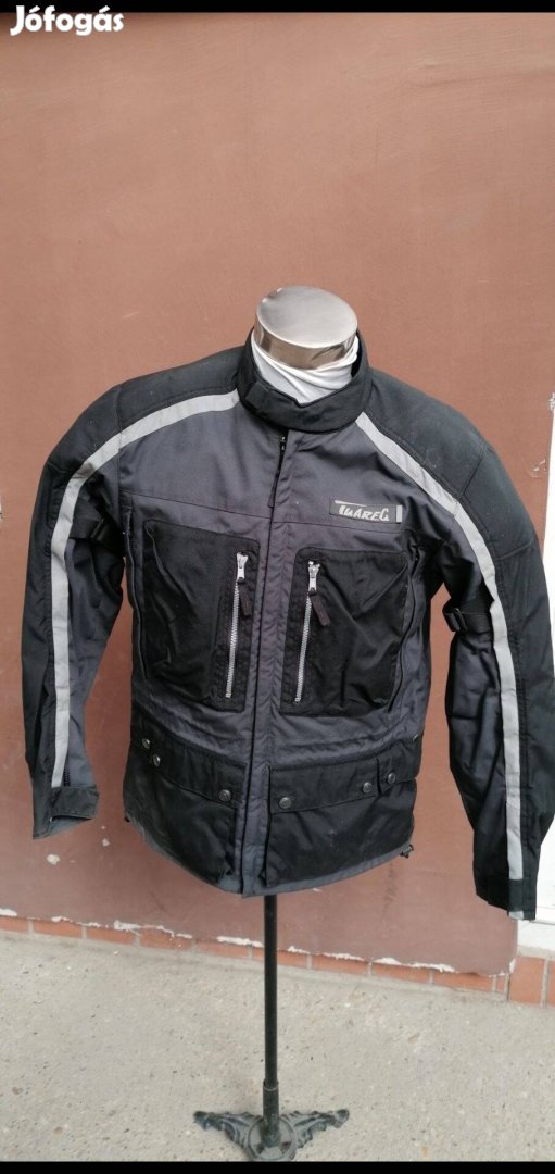 Szellőztethetős protectoros kabát m