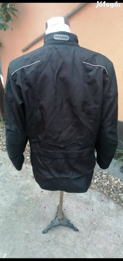Szellőztethetős protectoros kabát xl