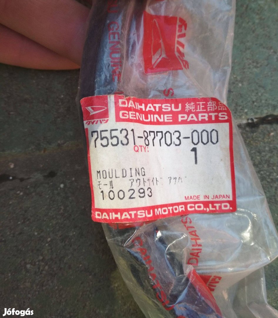 Szélvédőkeret, Daihatsu original