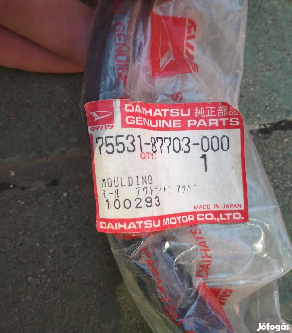 Szélvédőkeret, Daihatsu original