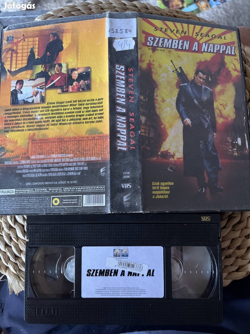 Szemben a nappal vhs