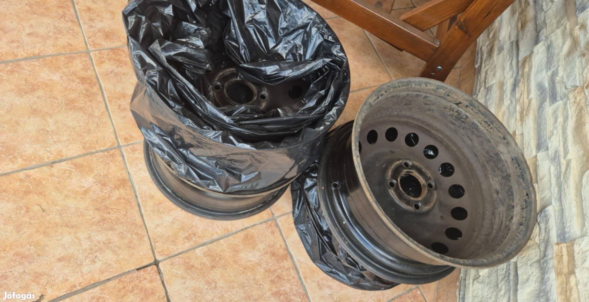 Személygépkocsi lemezfelni Citroen