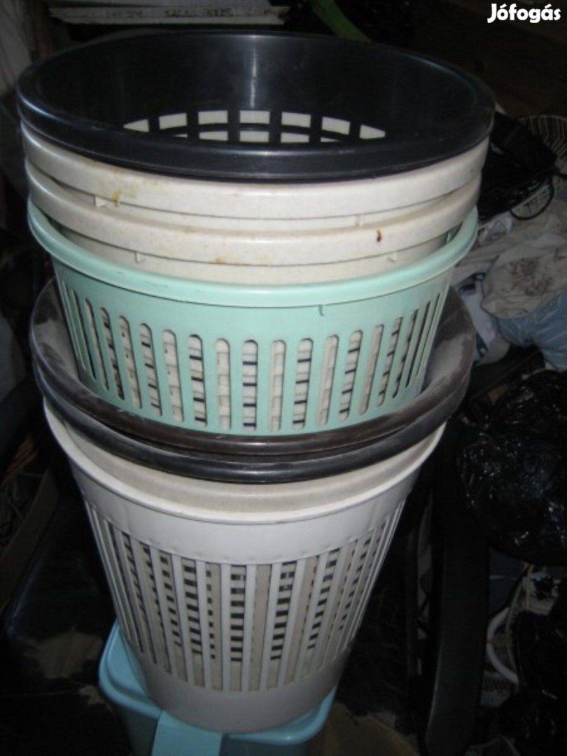 Szemetes,papírkosár műanyag