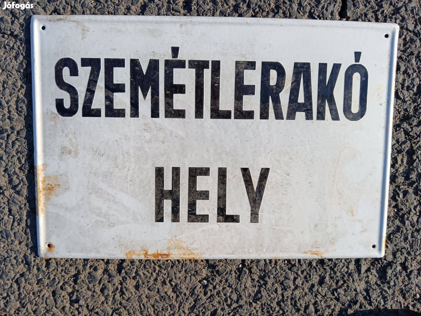 Szemétlerakó hely , zománctábla