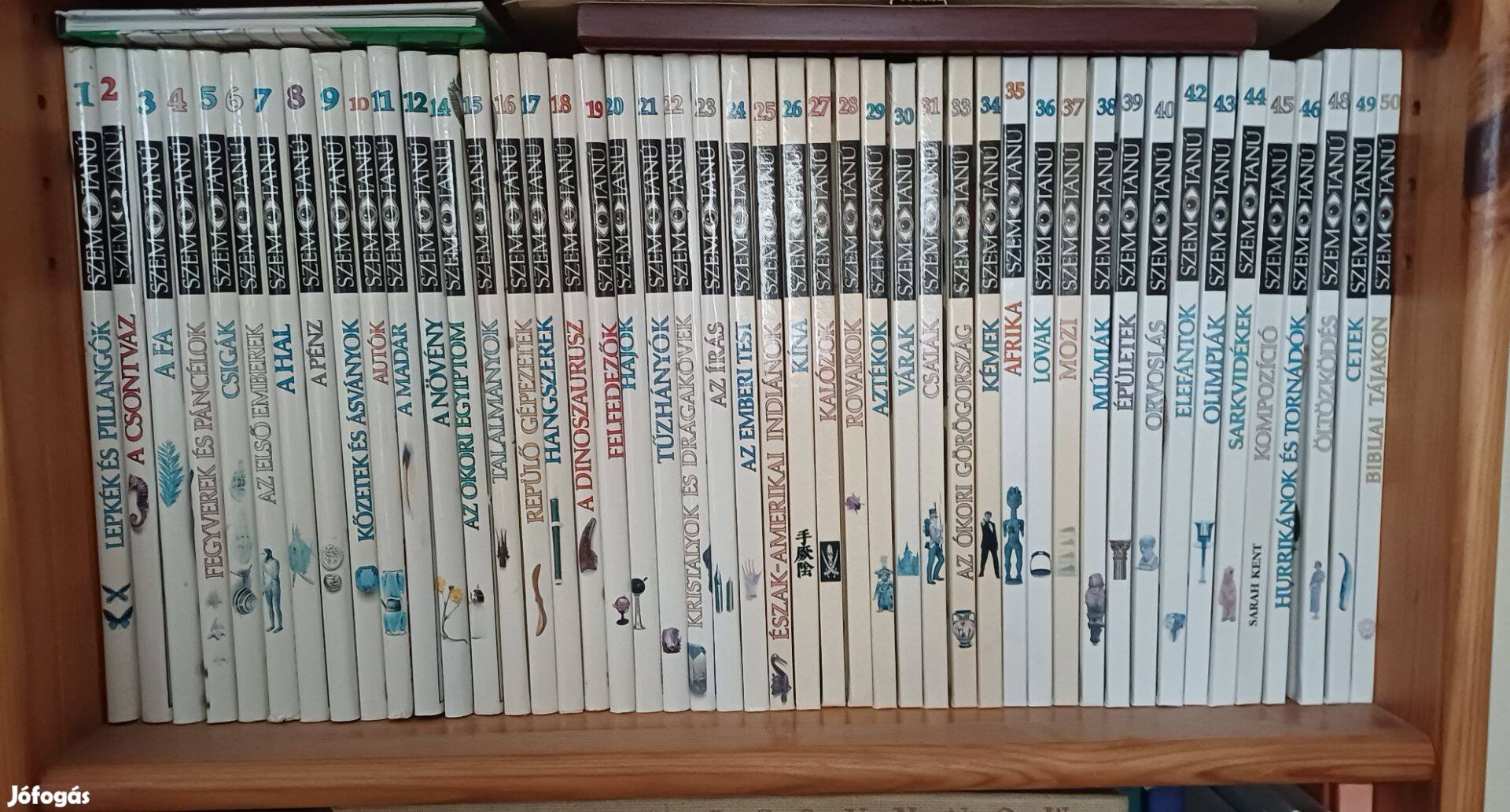 Szemtanú ismeretterjesztő sorozat 52 db könyve