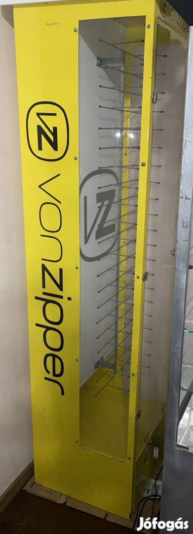 Szemüveg tartó vitrin 