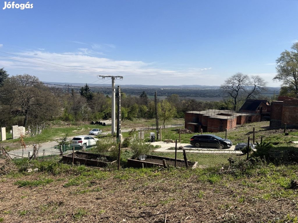 Szentendre, Írtás utca, 720 m2-es, telek