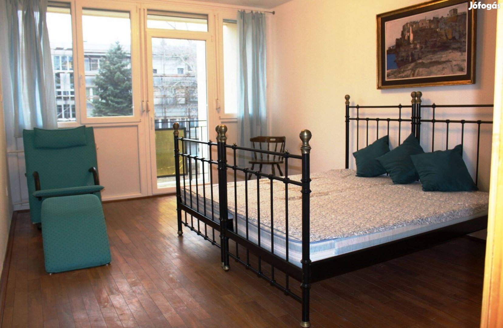 Szentendre magasföldszinti kétszobás lakás panelprogramban