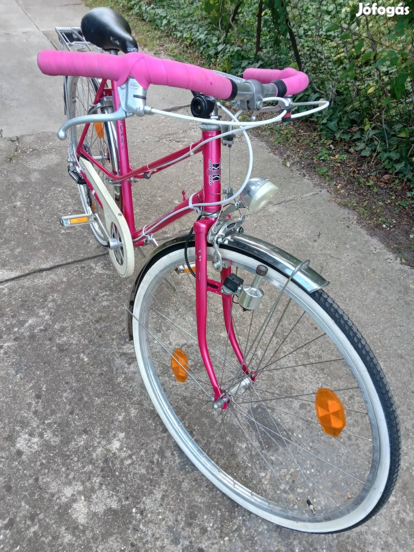 Szép 28"-as városi Barbie kerékpár !