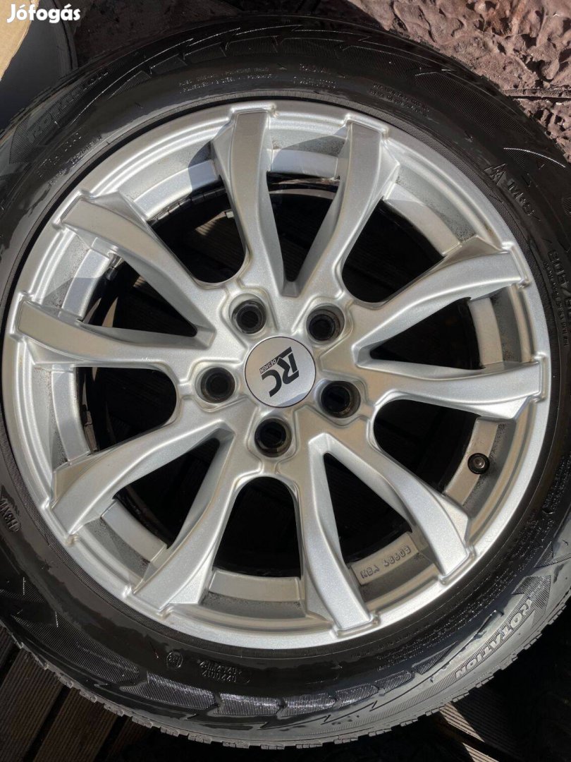 Szép 5x112 osztókörös téli szett 16" méretben alufelniken