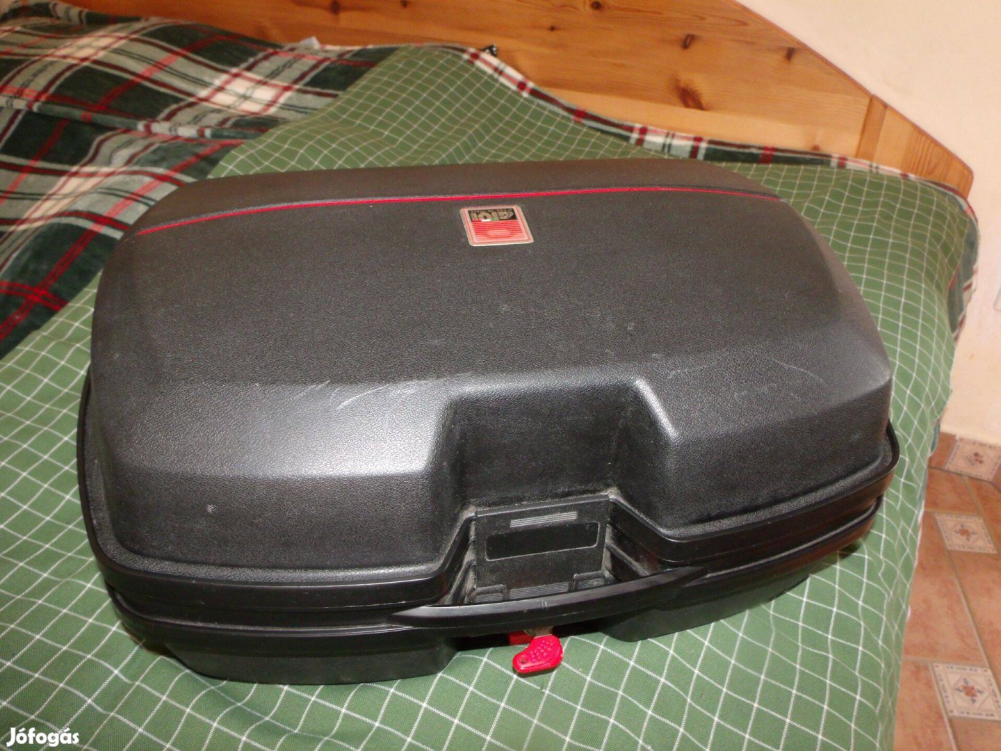 Szép Givi E36 Monokey motoros oldaldoboz topcase hátsó doboz