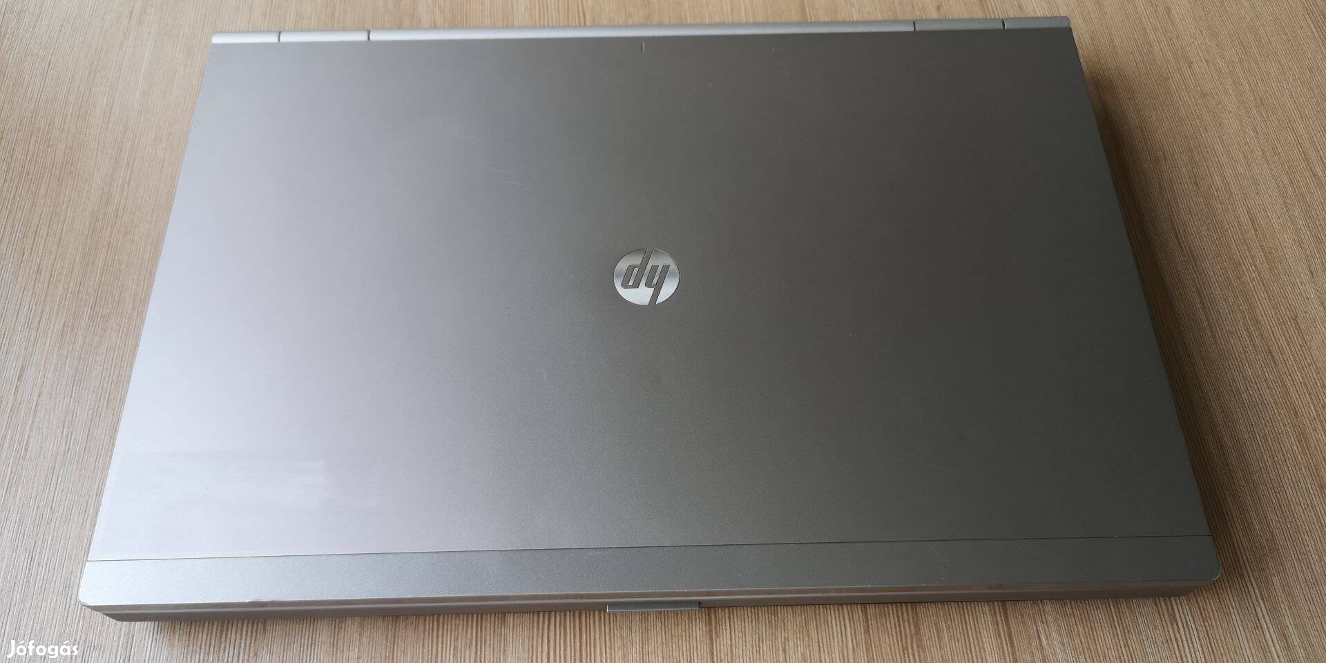 Szép HP Elitebook 8560p i7-2620M ATI HD 6470M VGA egér táska