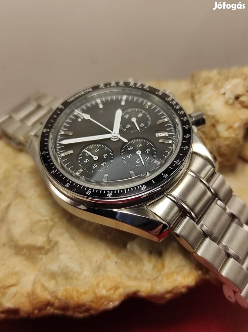 Szép Quartz Chronograph Acéltokos karóra