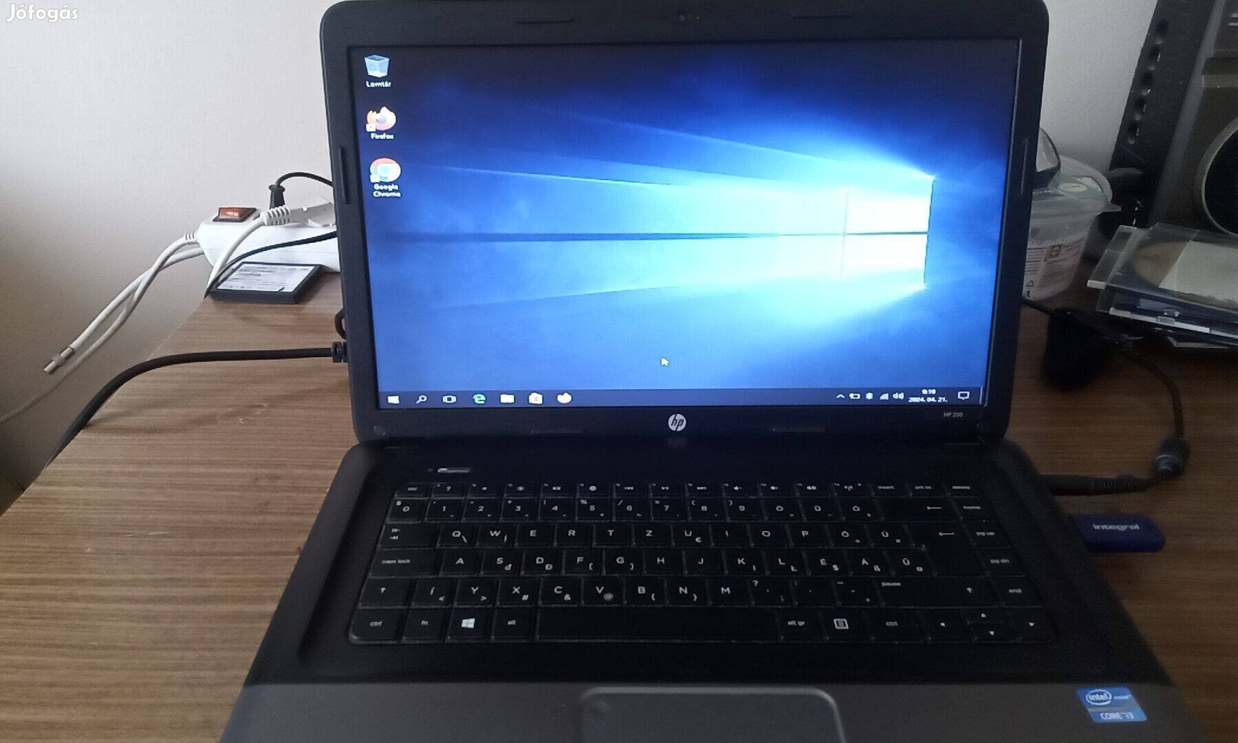 Szép állapotú HP 250 tipusú laptop.Intel Core i3