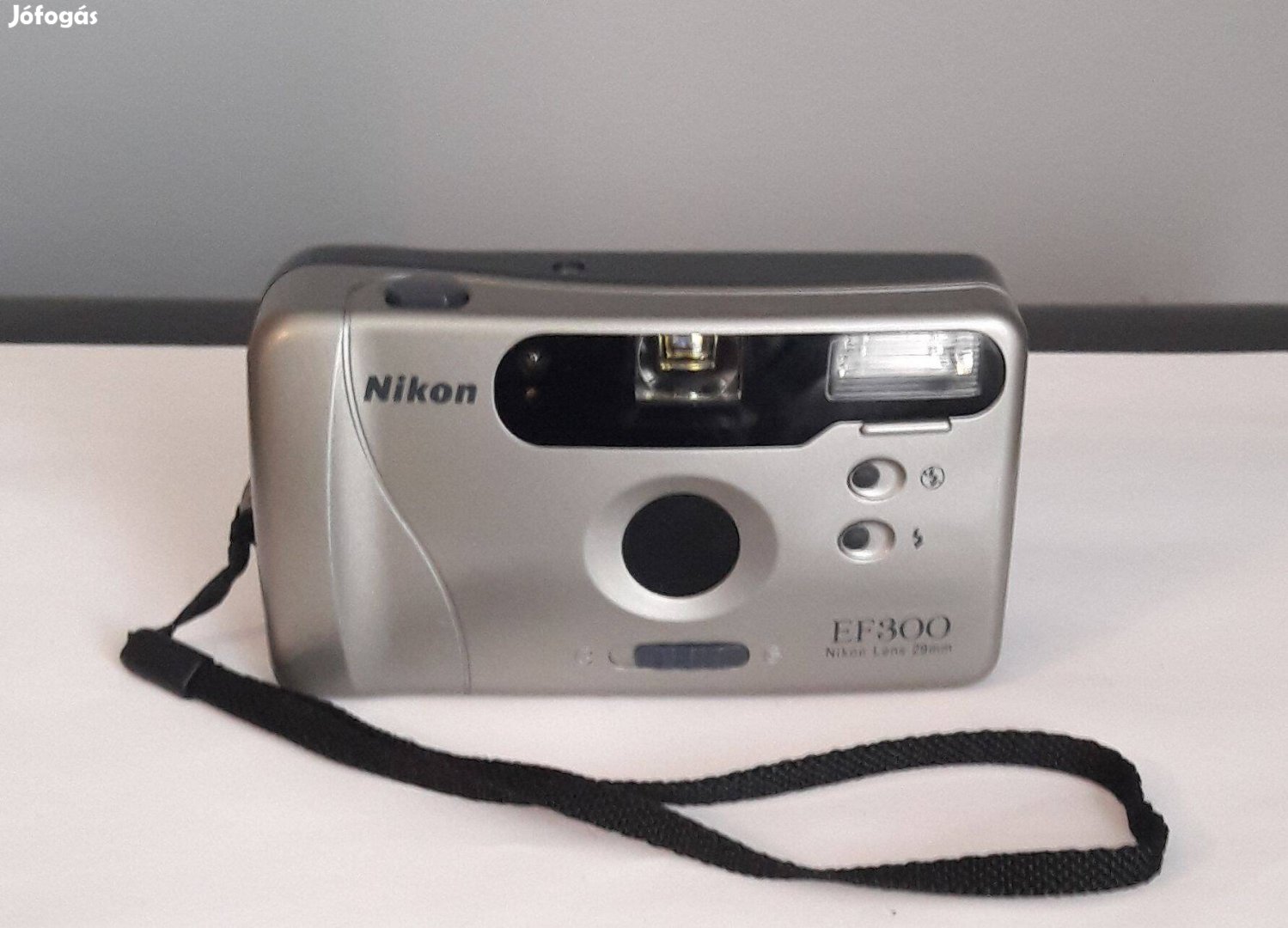 Szép állapotú Nikon EF300 fényképezőgép