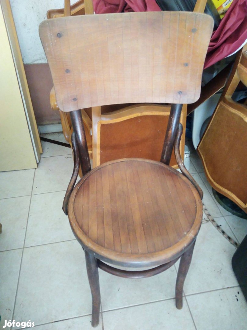 Szép állapotú Thonet székek