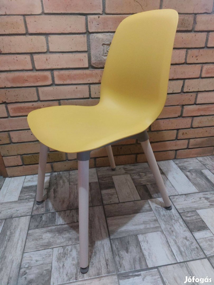 Szép és masszív IKEA székek